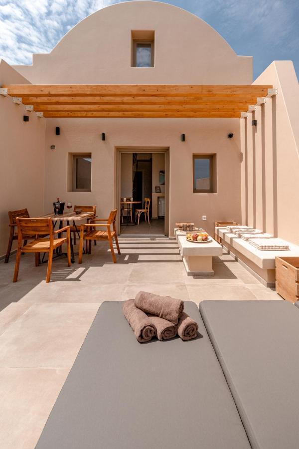 Living Moments Villa Fira  Bagian luar foto