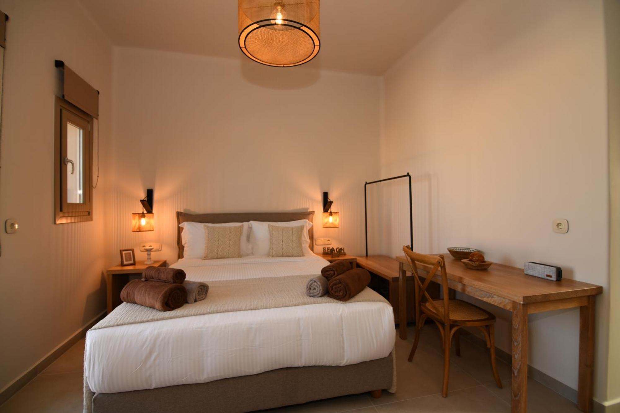 Living Moments Villa Fira  Bagian luar foto